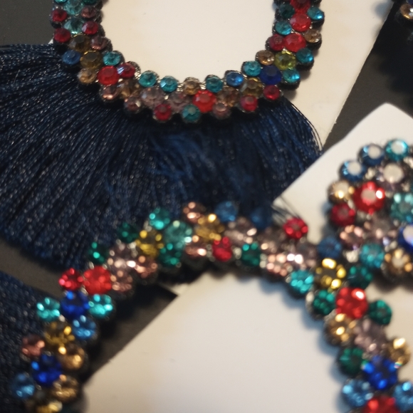 New Women's Hot Ocean Blue Rhinestone Tassel Earrings - Picture 5 of 5